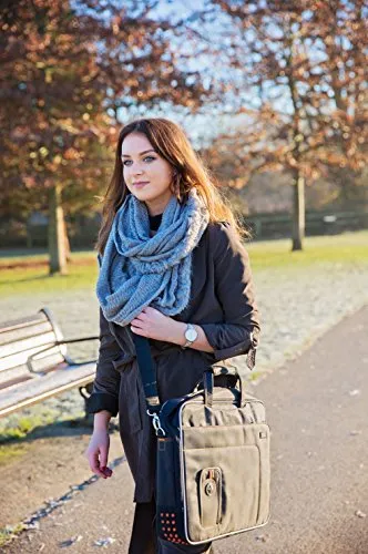 DURAGADGET Lightweight Protective 15.6" Laptop Briefcase Carrying Bag with Multiple Compartments