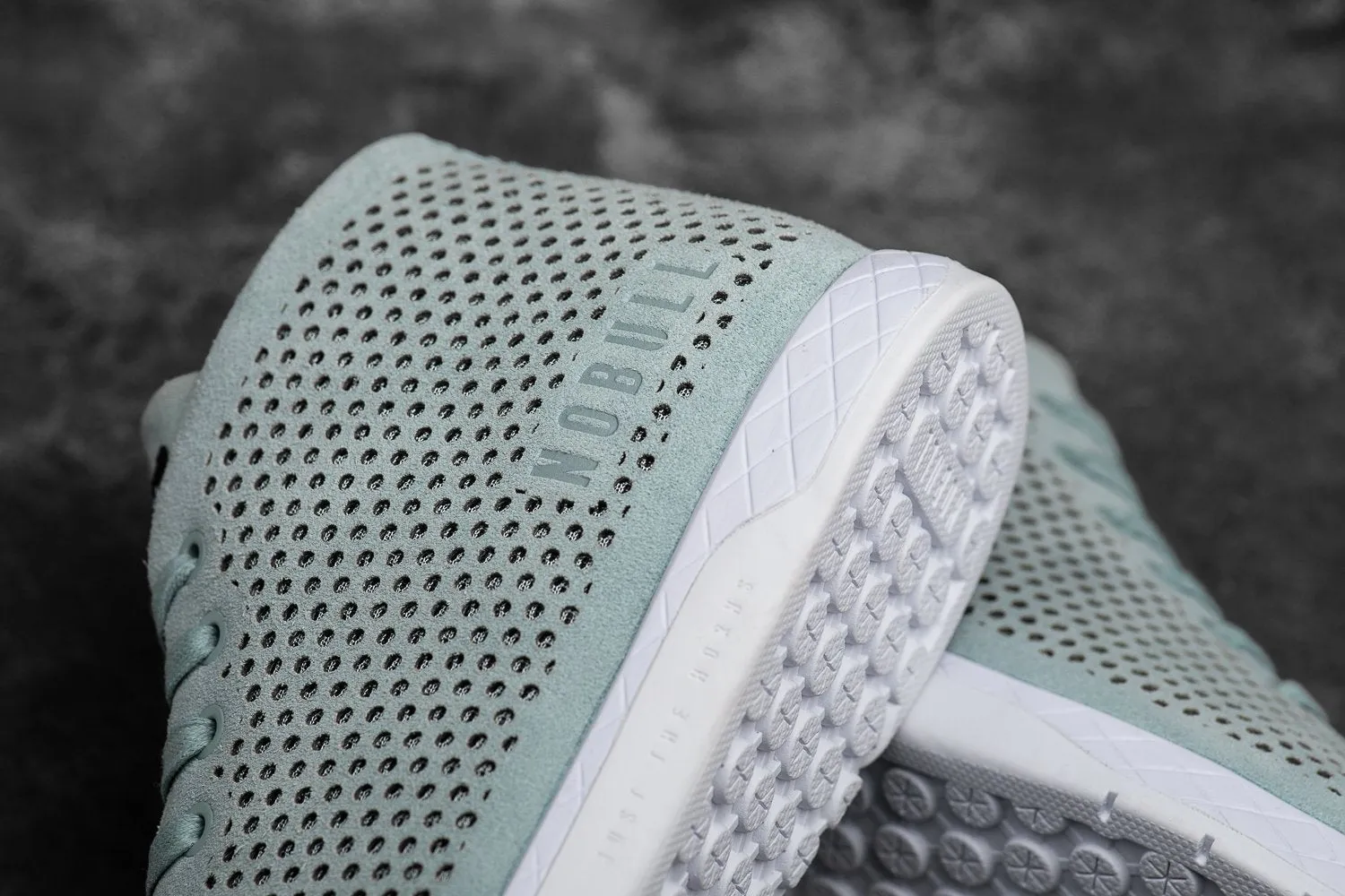 MINERAL SUEDE MID TRAINER (WOMEN'S)