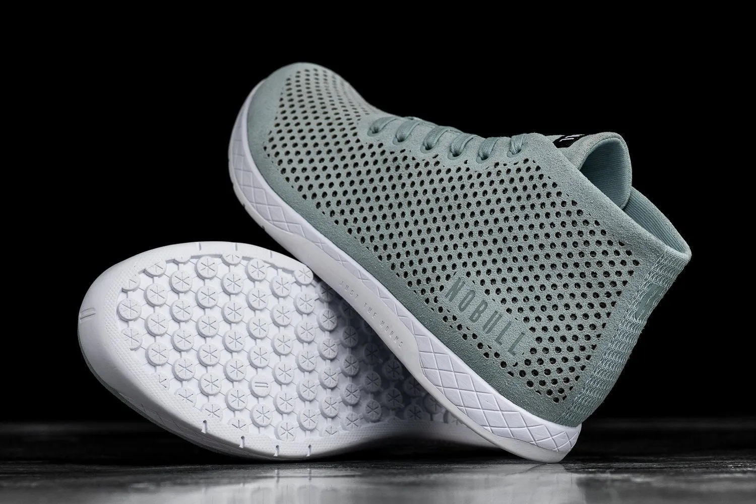 MINERAL SUEDE MID TRAINER (WOMEN'S)
