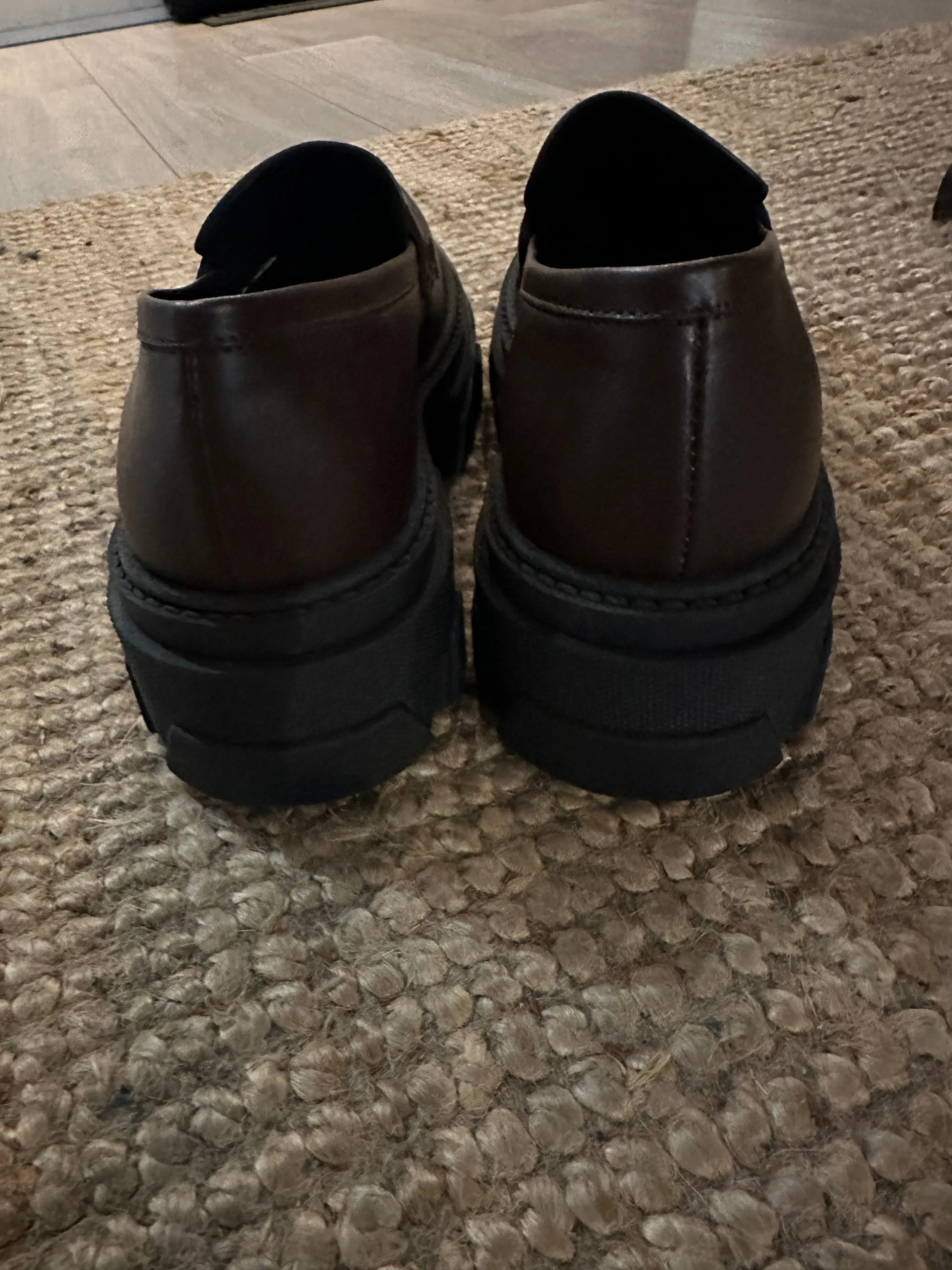 PRE-OWNED ALOHAS CHUNKY BROGUES 41 RRP £175