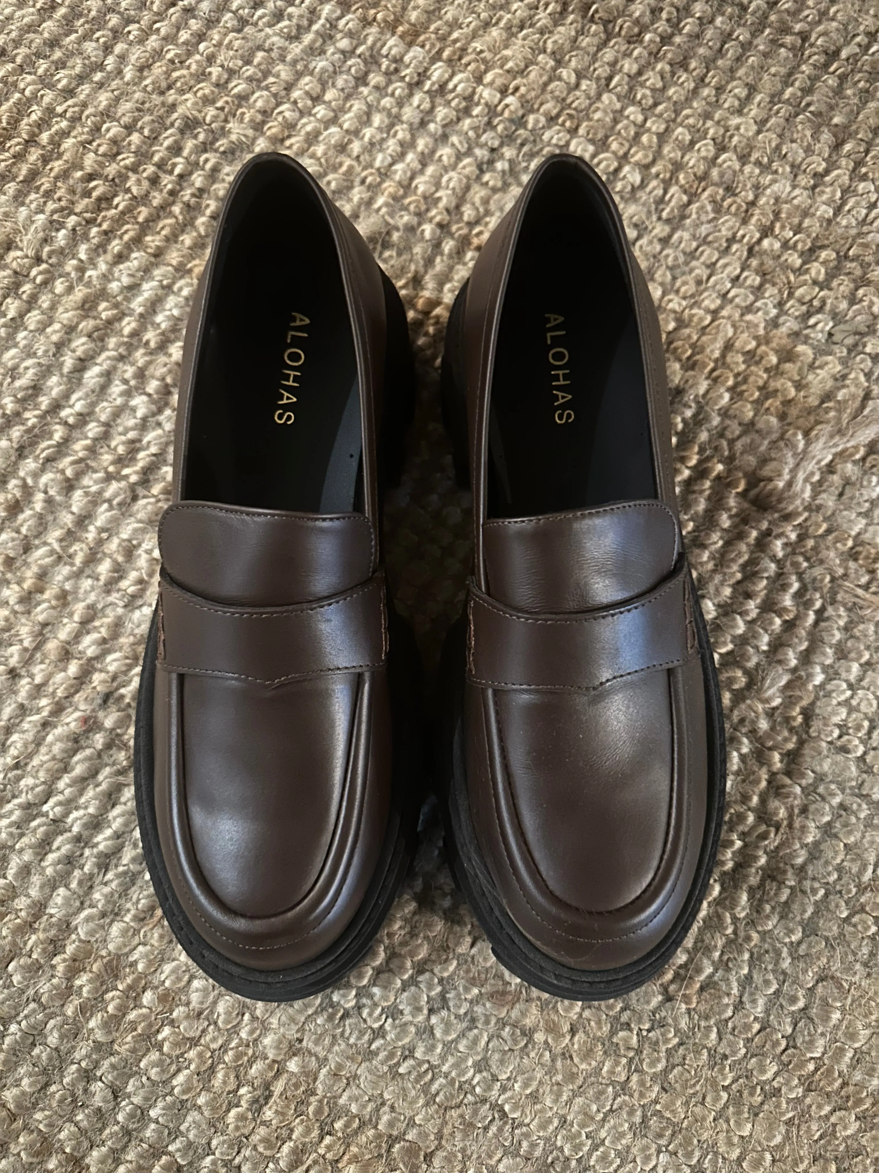 PRE-OWNED ALOHAS CHUNKY BROGUES 41 RRP £175