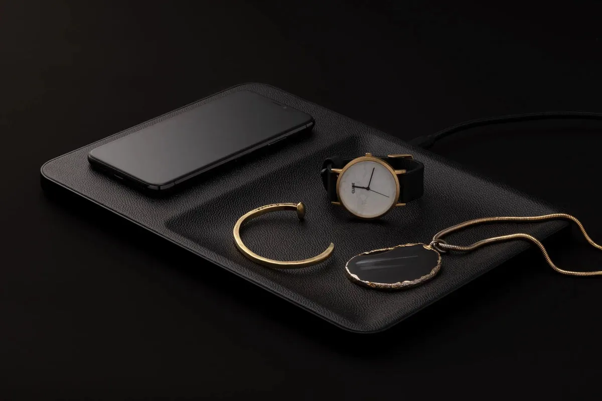 Wireless Charging Tray in Black